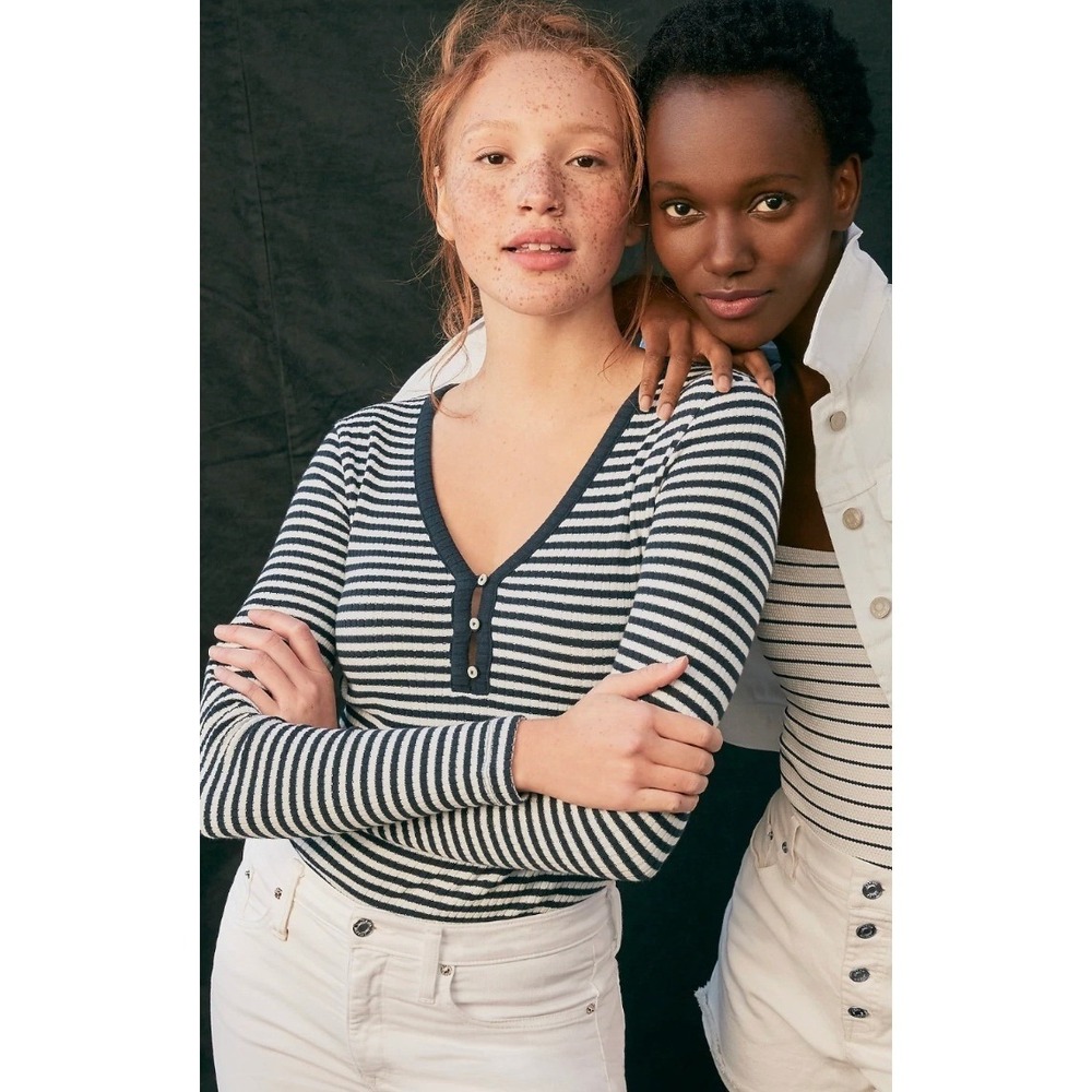J. Crew Top Womens Medium Blue White Juliette Henley Striped V Neck Rib Knit‎
